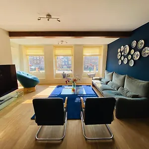 Appartement Luxury Historic House, 200 M2, In Centre Delft